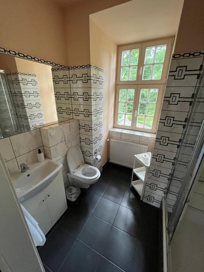 Hôtel Rezydencja Marii Rybieniec à Kiszkowo Extérieur photo